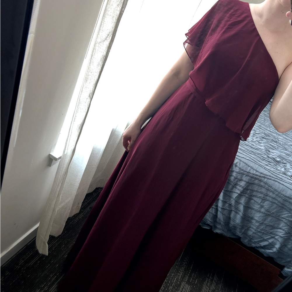 Elegant Burgundy One-Shoulder Dress